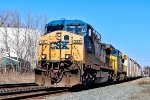 CSX 325 on M-403